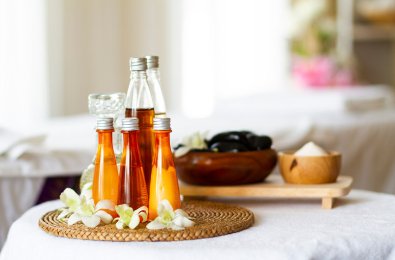 Essential Oils in Spa Treatments: How They Enhance Your Massage Experience