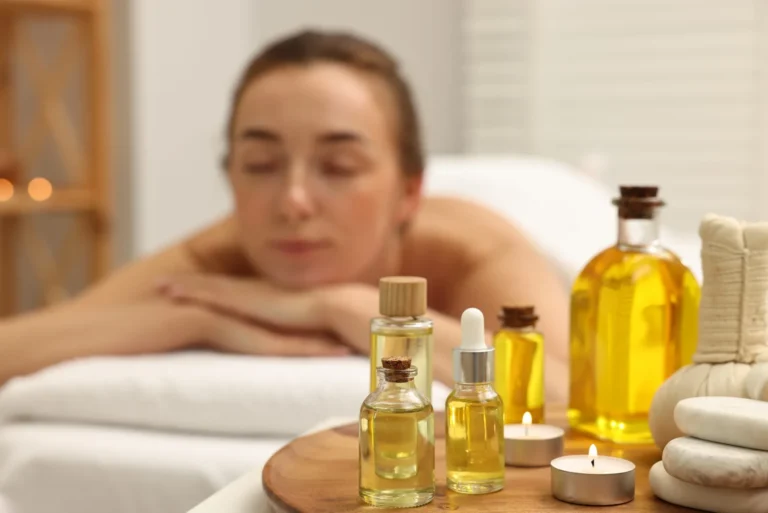 How Essential Oils in Spa Treatments Raise Your Body and Soul to a Higher Level